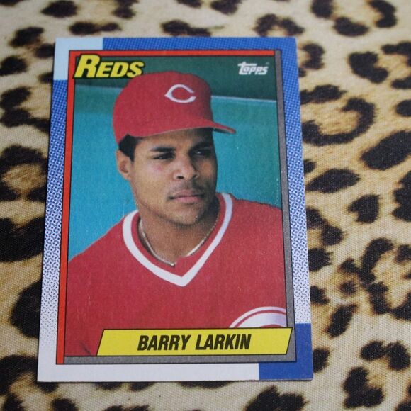 Barry Larkin #10 Baseball Card - Picture 1 of 2